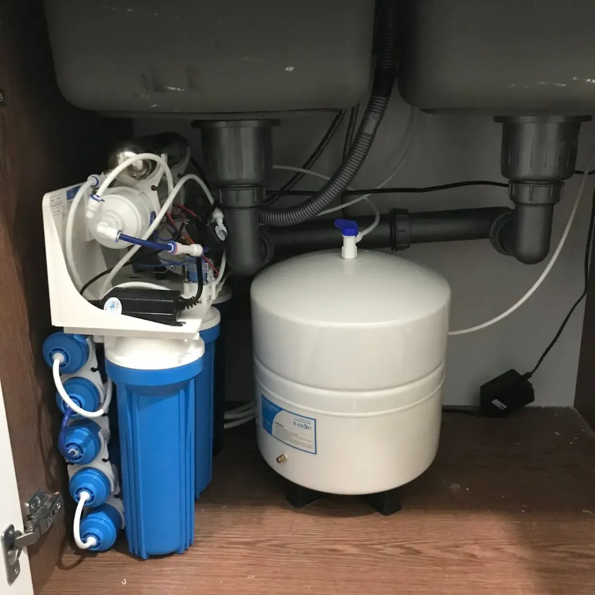 Thay lõi lọc nước phường Sông Công