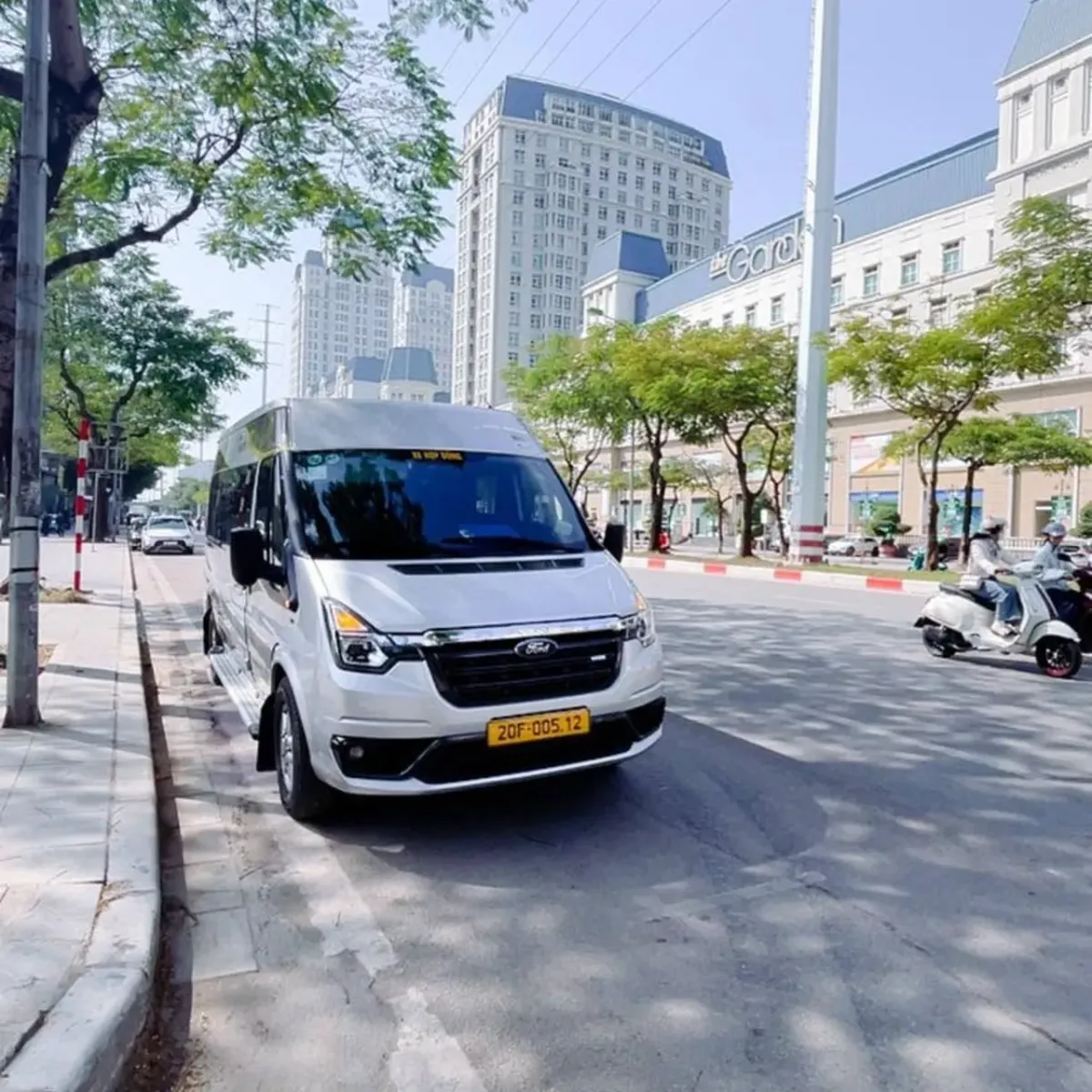 Thuê xe 16 chỗ Thái Nguyên đi du lịch Tràng An, Ninh Bình