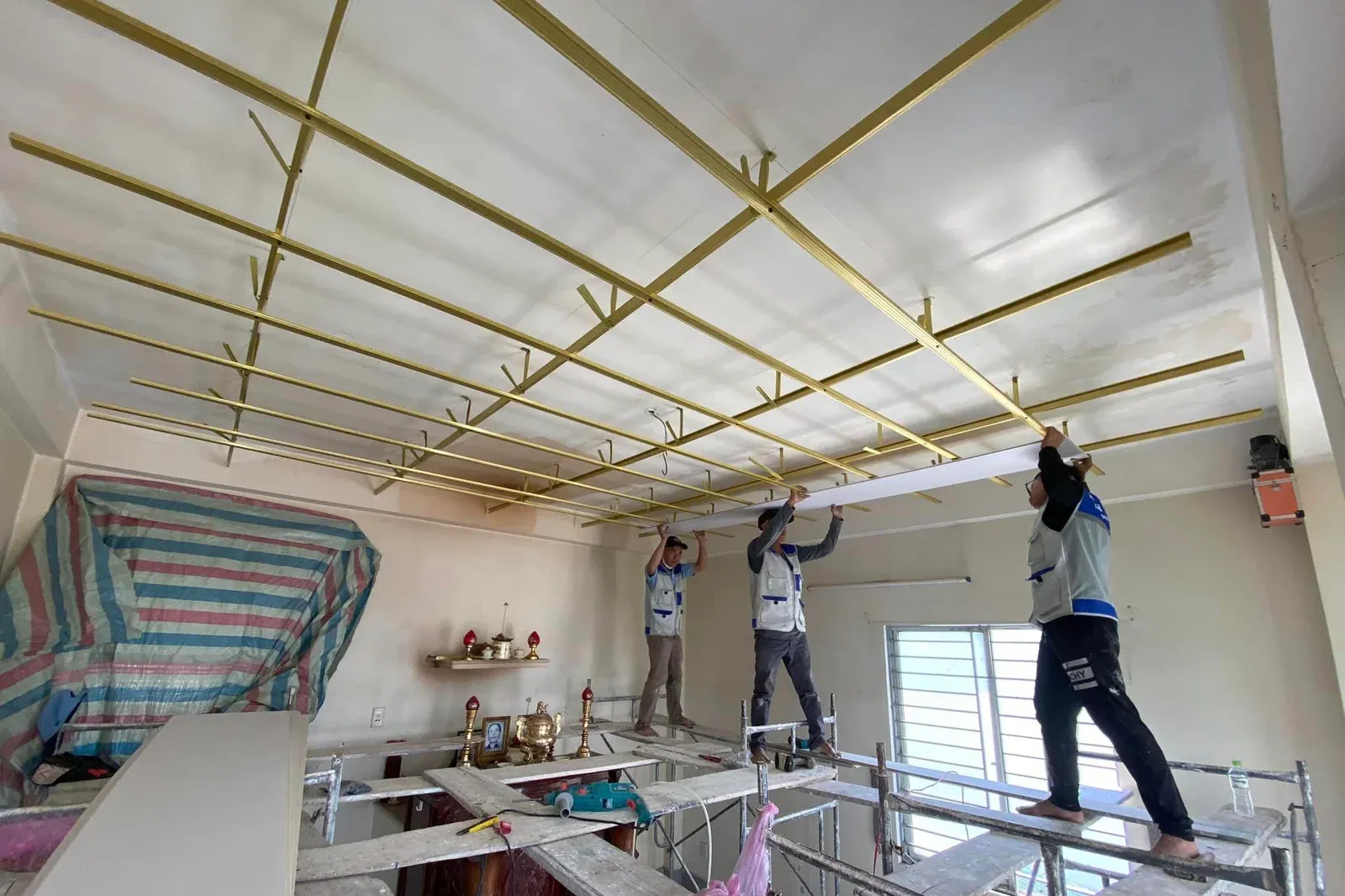 Khung xương của trần nhựa Nano Khung xương của trần nhựa Nano